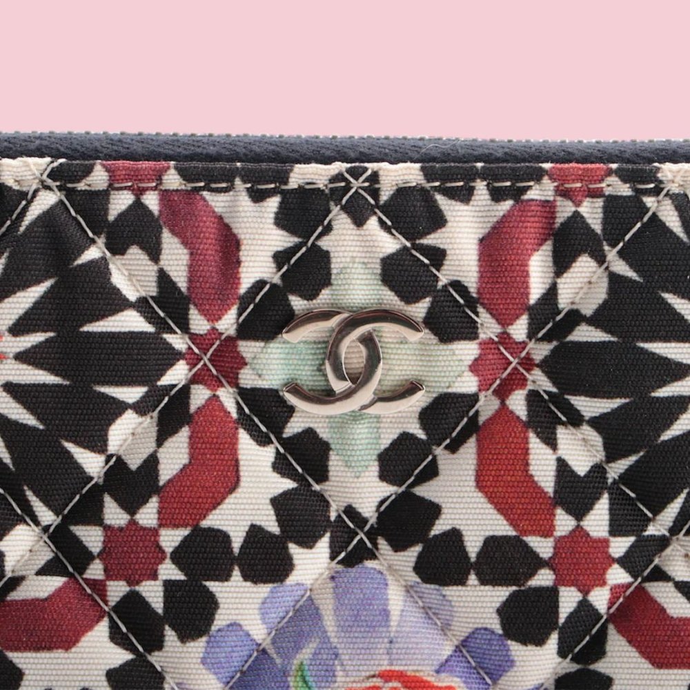 Chanel Multicolor Quilted Printed Canvas Dubai Paris O-Case Zip Pouch - Picture 6 of 11